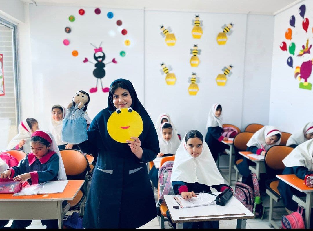 دبستان و پیش دبستانی دخترانه ذهن خلاق 