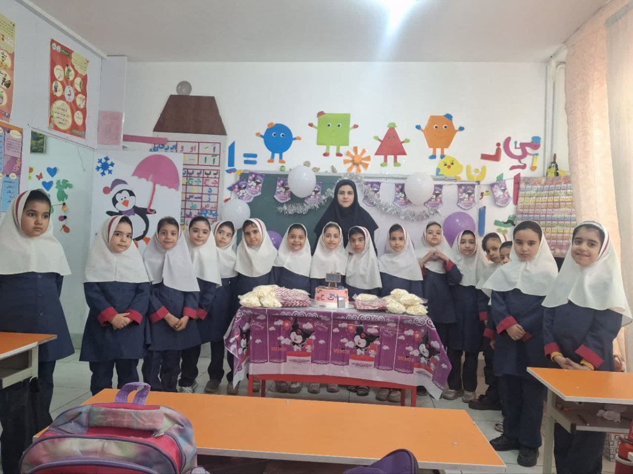 دبستان و پیش دبستانی دخترانه ذهن خلاق